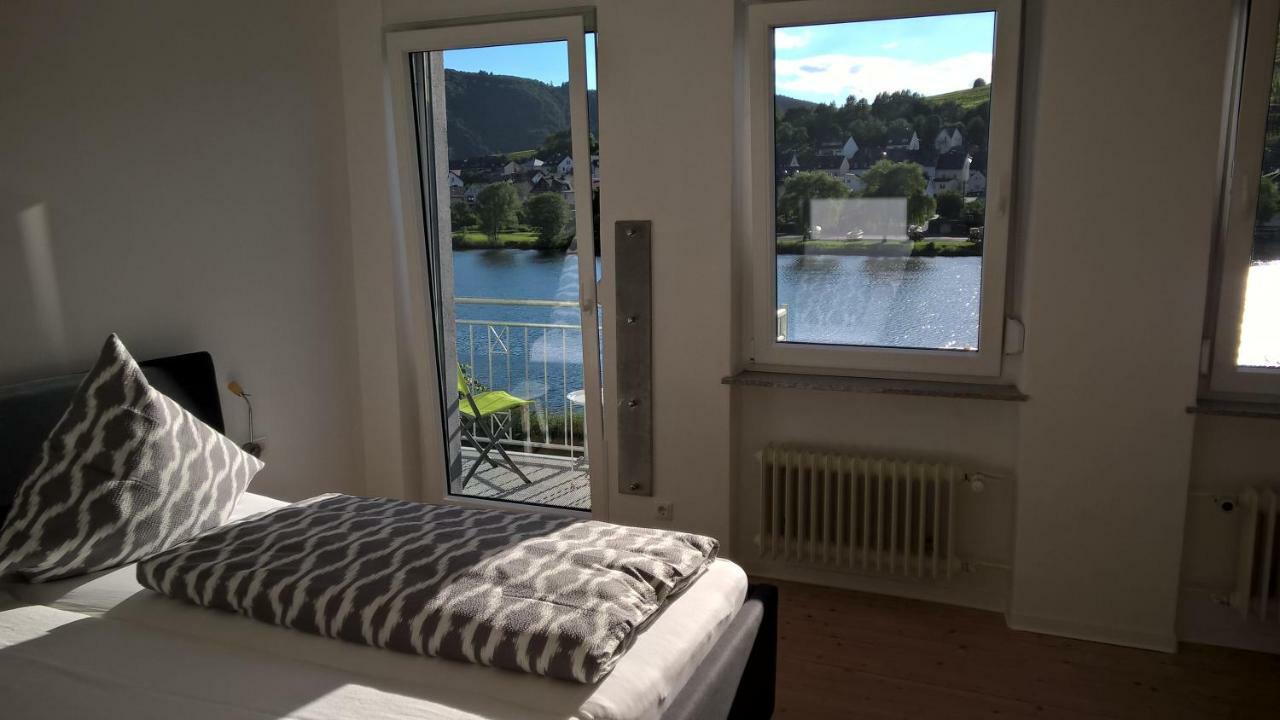 Mosel Ausblick Leilighet Zell an der Mosel Eksteriør bilde
